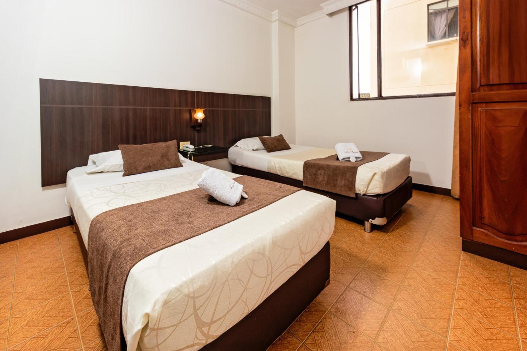 Iguazu Hotel *